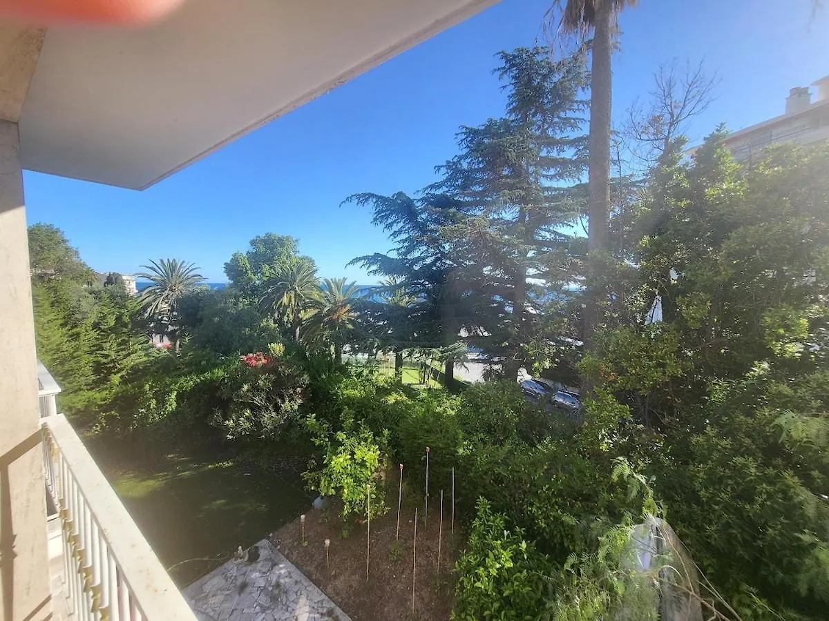 Free Parking! Great Central Apartment With Sea View Nice France
